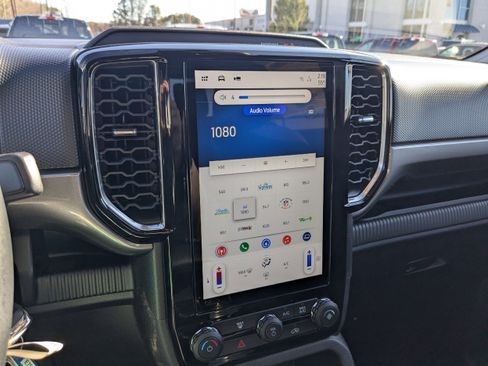 New 2025 Ford Ranger XLT w/ FX4 Off-Road Package image 21