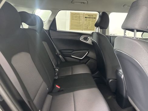 Used 2025 Kia Soul S image 23