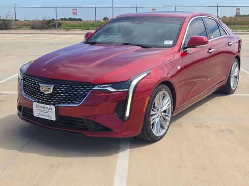 Used 2022 Cadillac CT4 Premium Luxury RWD image 7