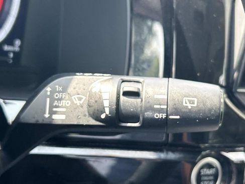 Certified 2024 Nissan Pathfinder Platinum AWD/4WD image 32