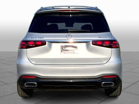 Used 2026 Mercedes-Benz GLS 450 4MATIC image 5