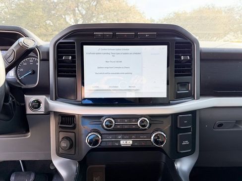 Used 2022 Ford F150 XLT w/ Equipment Group 302A High image 13