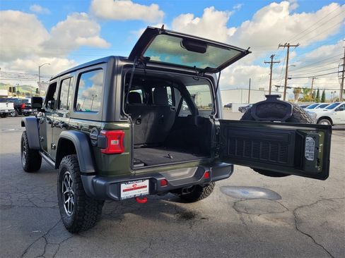 Used 2024 Jeep Wrangler Unlimited Rubicon image 27