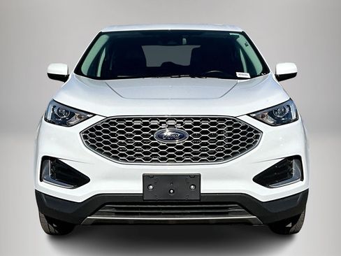 Used 2024 Ford Edge SEL image 2