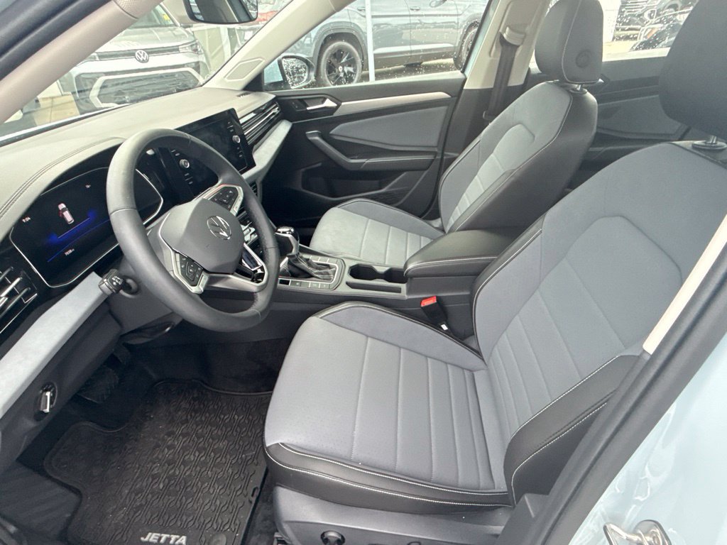 Certified 2026 Volkswagen Jetta SE FWD image 12
