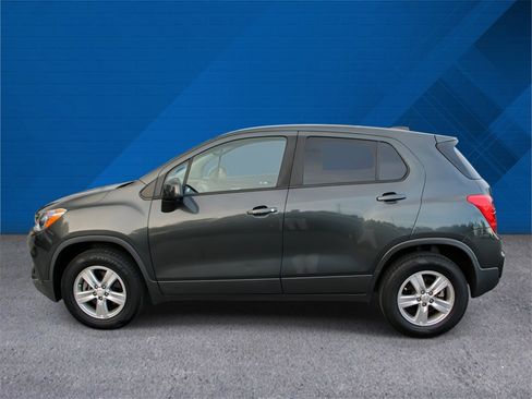 Used 2020 Chevrolet Trax LS w/ Tint and Cruise Package image 6
