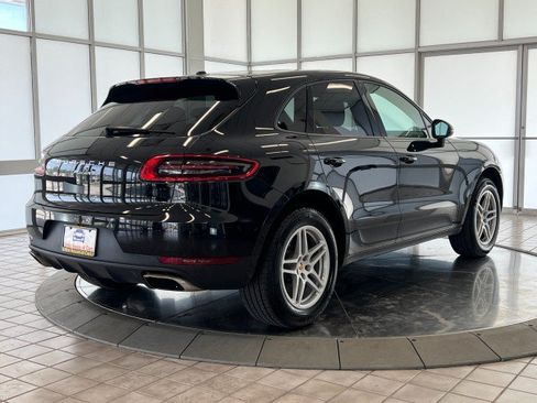 Used 2017 Porsche Macan AWD/4WD image 7