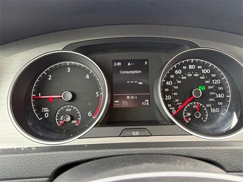 Used 2015 Volkswagen Golf TDI S image 20