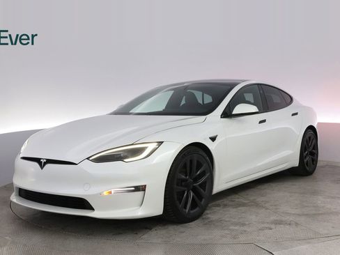 Used 2022 Tesla Model S Plaid AWD/4WD image 2