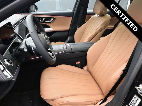 New 2026 Mercedes-Benz E 350 4MATIC Sedan image 2