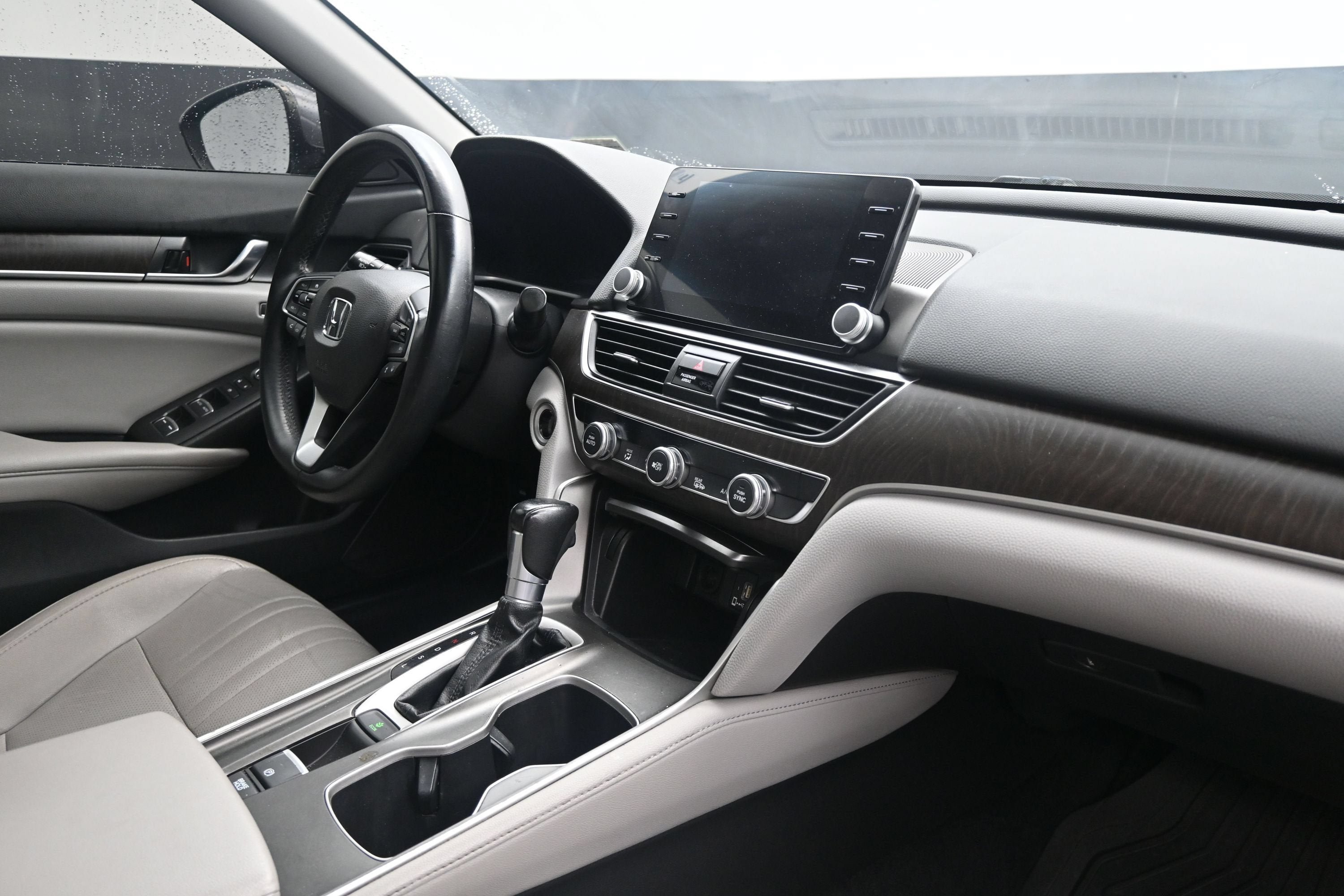 Used 2019 Honda Accord EX-L image 29