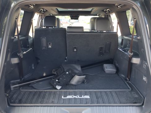 Used 2026 Lexus GX 550 w/ Accessory Package (2T) AWD/4WD image 36