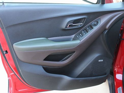 Used 2015 Chevrolet Trax LTZ w/ LPO, Protection Package image 19