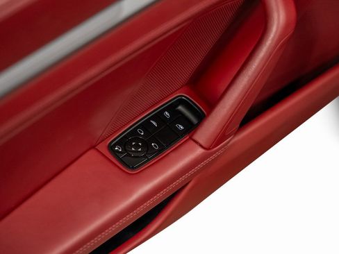 Used 2021 Porsche 911 Carrera S image 60