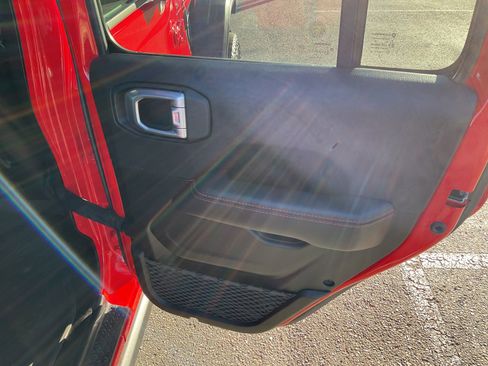 Used 2022 Jeep Gladiator Rubicon w/ LED Lighting Group image 24