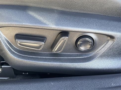 Certified 2025 Toyota Camry SE image 22