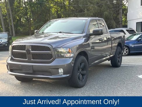 Used 2019 RAM 1500 Express w/ Express Value Package AWD/4WD image 3