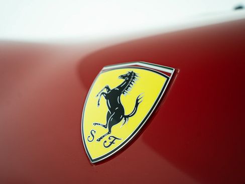 Certified 2025 Ferrari 12Cilindri RWD image 21