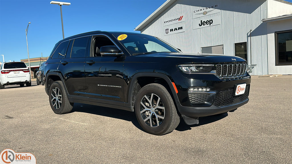 Used 2025 Jeep Grand Cherokee Limited AWD/4WD image 1