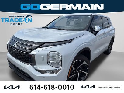 Used 2023 Mitsubishi Outlander SE