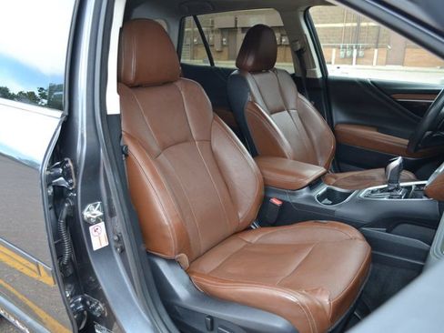 Used 2020 Subaru Outback Touring XT AWD/4WD image 22