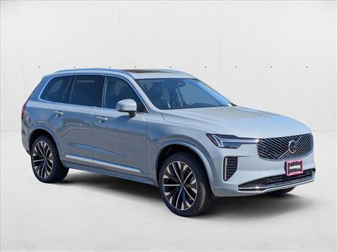 New 2026 Volvo XC90 B6 Ultra w/ Protection Package image 7