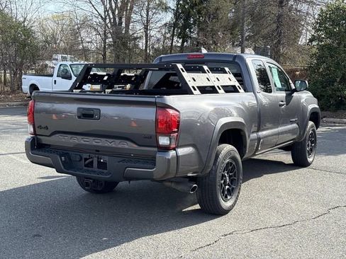 Used 2022 Toyota Tacoma SR5 image 2