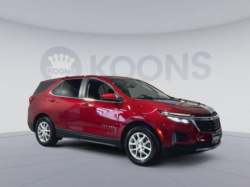 Used 2024 Chevrolet Equinox LT FWD image 2