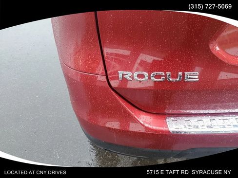 Used 2016 Nissan Rogue SL AWD/4WD image 20