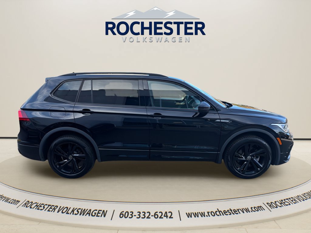 Used 2023 Volkswagen Tiguan SE R-Line AWD/4WD image 6