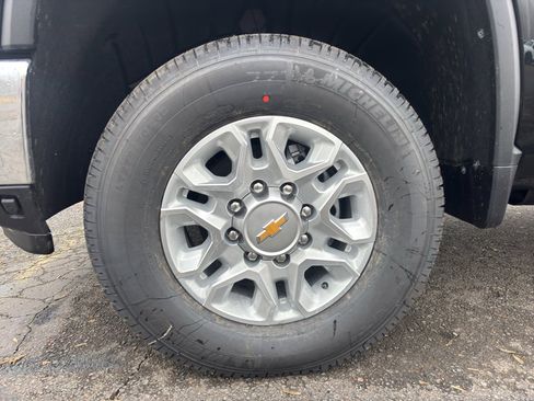 New 2026 Chevrolet Silverado 3500 LTZ w/ LTZ Convenience Package image 6