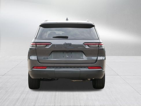 Used 2023 Jeep Grand Cherokee L Laredo AWD/4WD image 6