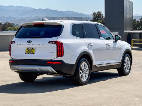 Used 2021 Kia Telluride LX FWD image 4