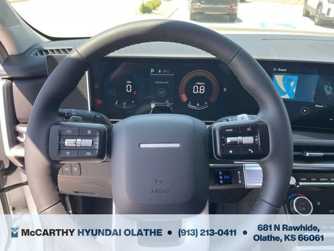 Used 2026 Hyundai Santa Fe SEL AWD/4WD image 3