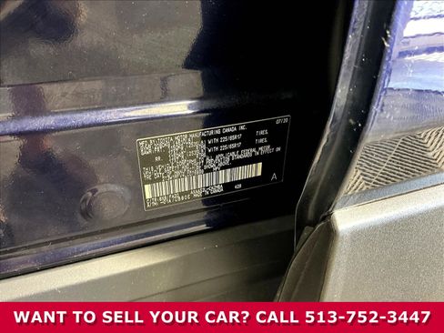 Used 2020 Toyota RAV4 XLE w/ Convenience Package FWD image 15