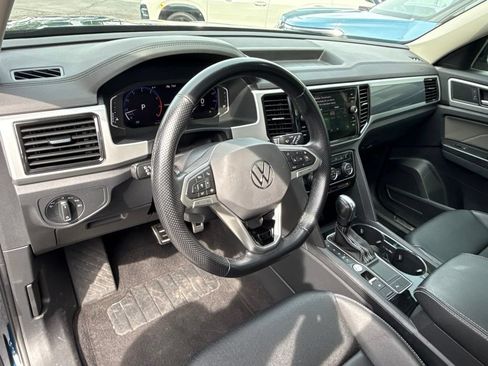Used 2021 Volkswagen Atlas SEL R-Line FWD image 12