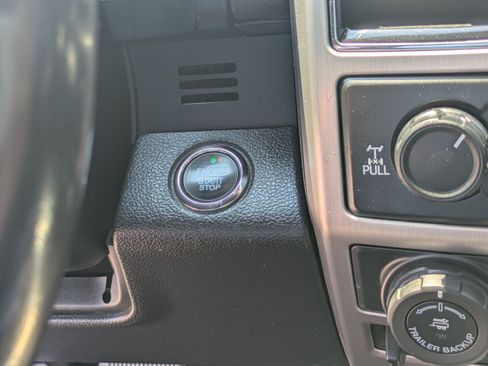 Used 2019 Ford F150 Platinum w/ Equipment Group 701A Luxury AWD/4WD image 21