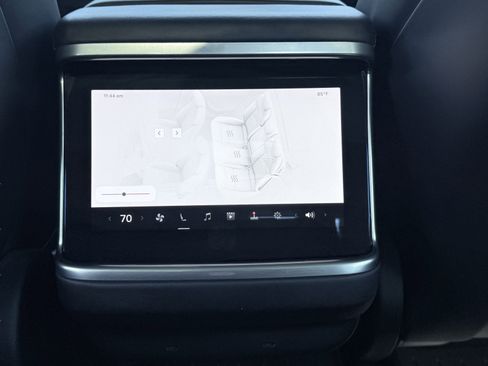 Used 2022 Tesla Model S image 54