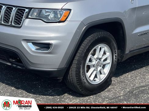 Used 2020 Jeep Grand Cherokee Laredo AWD/4WD image 8