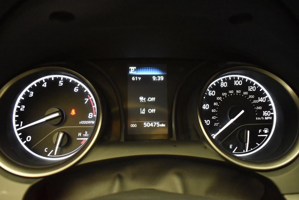 Used 2023 Toyota Camry SE FWD image 18