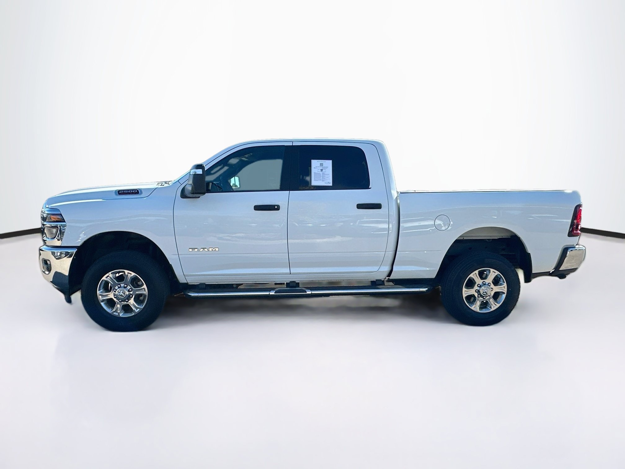 Used 2026 RAM 2500 Big Horn AWD/4WD image 4