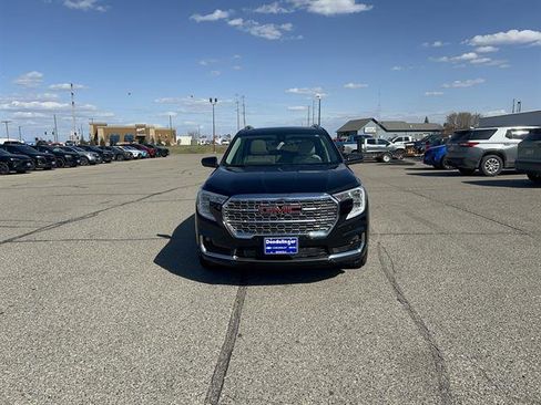 Used 2023 GMC Terrain Denali w/ Black Diamond Edition AWD/4WD image 7