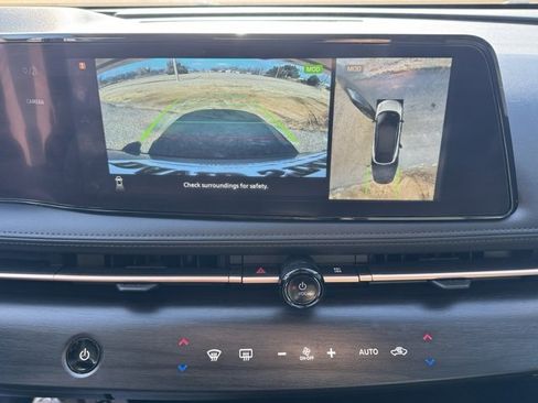 Used 2023 Nissan Ariya FWD image 18