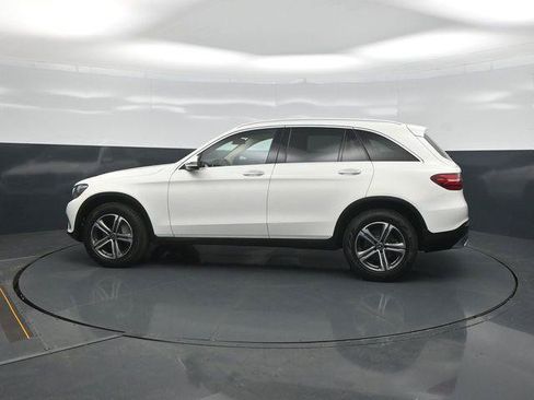 Used 2019 Mercedes-Benz GLC 300 4MATIC image 4