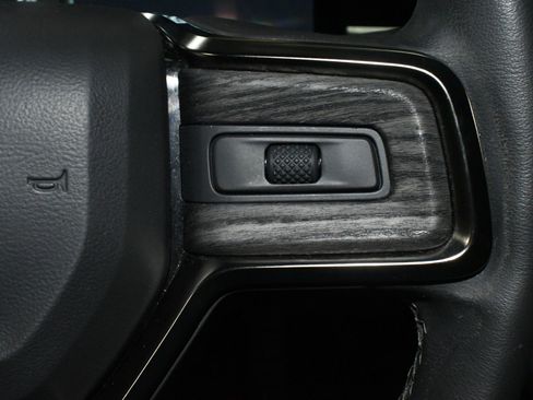 Used 2022 Rivian R1S Launch Edition image 34