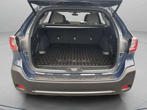 Certified 2025 Subaru Outback Premium image 22
