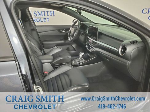 Used 2023 Kia Forte GT-Line w/ GT-Line Premium Package image 38