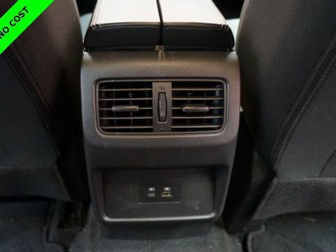 Used 2023 Nissan Rogue SV image 37