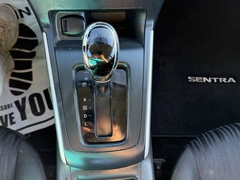 Used 2019 Nissan Sentra SV image 16
