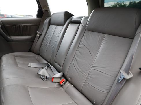 Used 2002 Saturn L-Series LW300 w/ Premium Pkg image 8